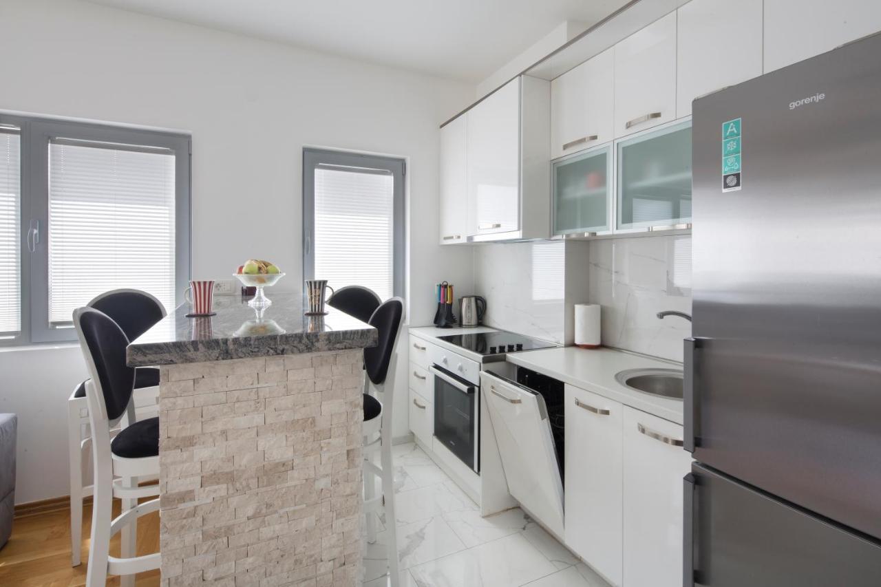 בודווה City Center Lux Apartment מראה חיצוני תמונה